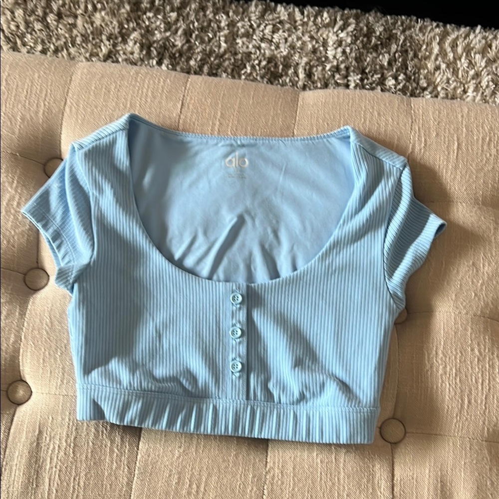 ALO Yoga Blue Cap Sleeve Fitted Crop Top
